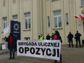 Rząd zaostrzył ograniczenie organizowania zgromadzeń, ale w Bydgoszczy się tym nie przejmują