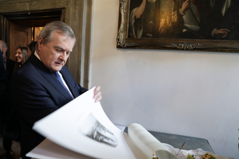 Wicepremier przywiózł do naszego województwa ponad pół miliarda Toruń jednak bliższy jego sercu