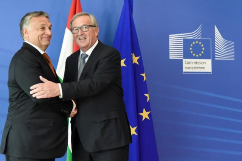 W EPP może dojść do rozpadu, za sprawą konfliktu Junckera z Orbanem