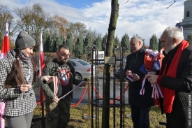 Dąb w Alei Ossolińskich będzie przypominał dążenia narodu białoruskiego do wolności