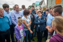 Premier odwiedziła poszkodowanych w gminie Gostycyn 