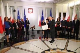 Posłowie odebrali zaświadczenia o wyborcze na IX kadencję w Sejmu