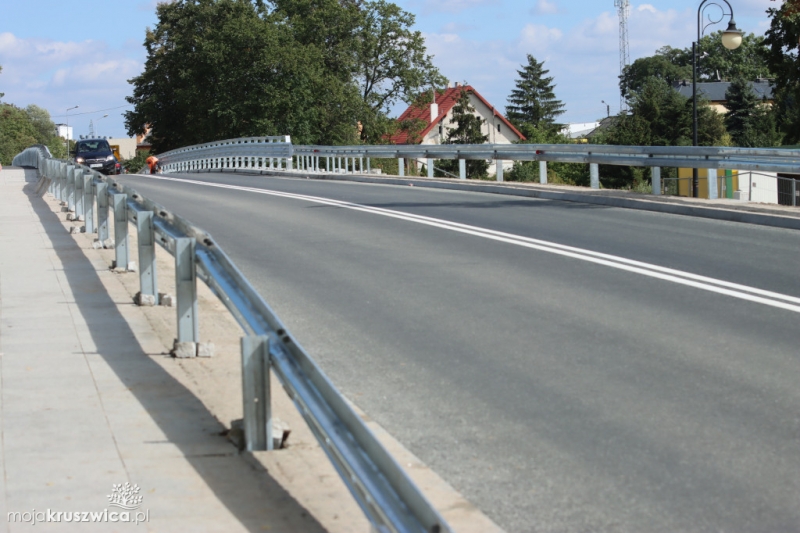 Most w Kruszwicy ponownie otwarty. Życie miasta wraca do normy