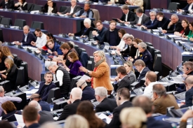 Przegląd Zagraniczny: Parlament Europejski widzi problem w prawie weta Węgier