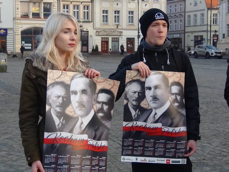 Młodzi promowali miłość do Polski