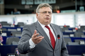 W Parlamencie Europejskim udało się zablokować niekorzystne dla polskich firm propozycje
