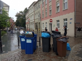 Czy turyści już nie będą podziwiali w centrum Bydgoszczy śmietników. Nowe zasady mają to zmienić