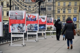 Na Moście Staromiejskim pojawiła się wystawa o drodze Białorusinów do wolności